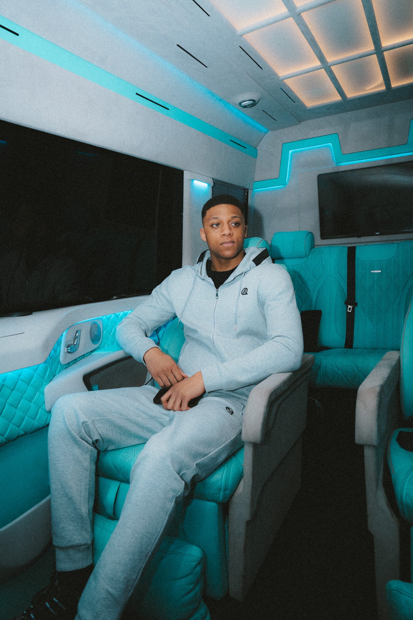 GREY/BLACK CONTRAST ZIP UP HOODIE