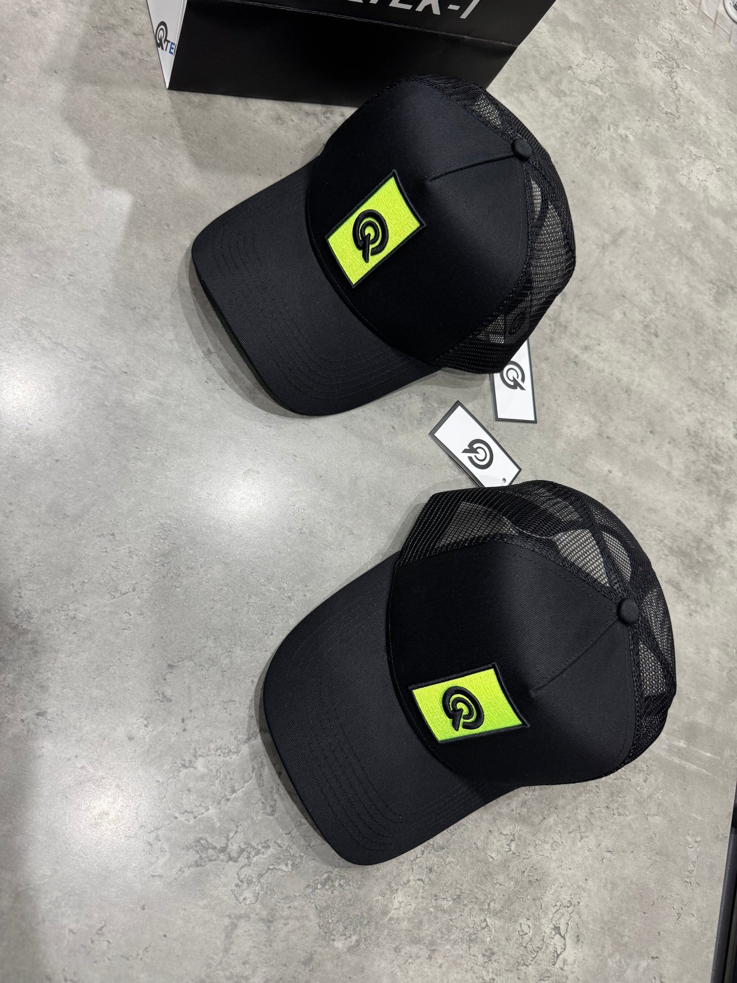 TRIPLE BLACK/NEON YELLOW TRUCKER CAP