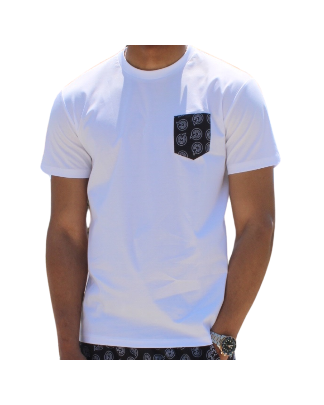 WHITE/BLACK OUTLINE Q POCKET TEE